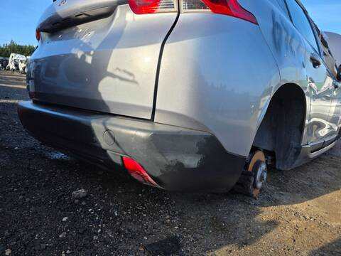 Foto 3ª: Paragolpes Trasero Peugeot 2008 HMZ (2015)