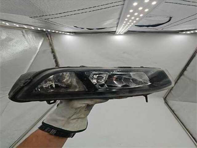 Foto 2ª: Faro Antiniebla Delantero Derecho Volkswagen Polo 1.0 ADVANCE BMT [1.0 LTR. - 55 KW] [CHYB]
