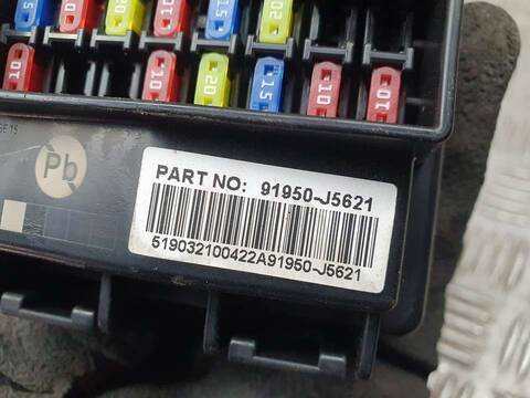 Foto 3ª: Caja Reles Fusibles Kia Stinger GT-LINE 2WD 245CV 180KW [G4KL] (2020)