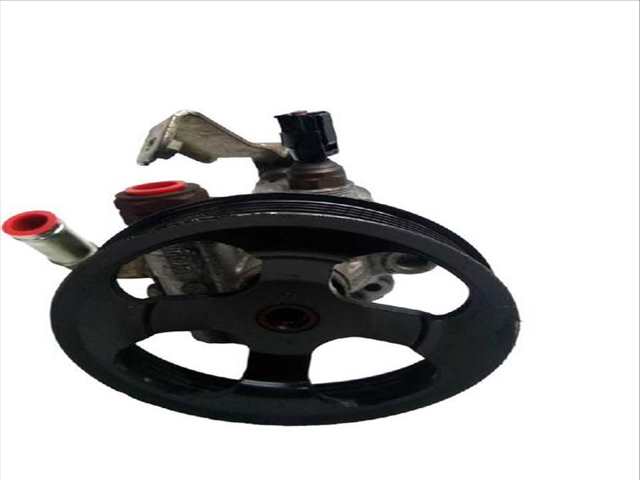 Foto 3ª: Bomba de Direccion Toyota Corolla 1.8 VVT-I ZZE122_ ZZE122R) (2001)