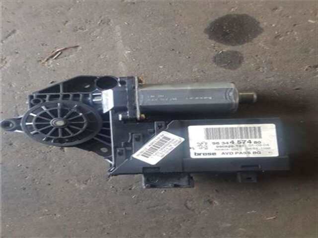 Elevalunas Eléctrico Delantero Izquierdo Peugeot 307 2.0 HDI 90