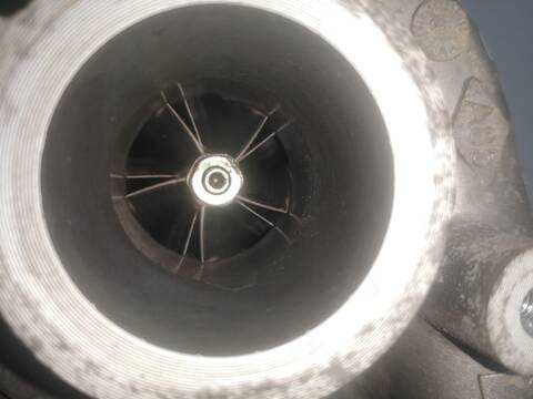 Foto 3ª: Turbocompresor Dacia Sandero K9K892 (2012)