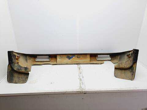 Foto 4ª: Paragolpes Trasero Opel Monterey BASICO 159CV 117KW [4JX1] (1998)