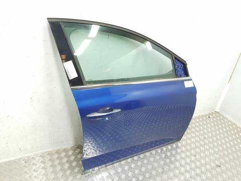 Foto 2ª: Puerta Delantera Derecha Renault Megane TECH ROAD 101CV [H5F408] (2015)