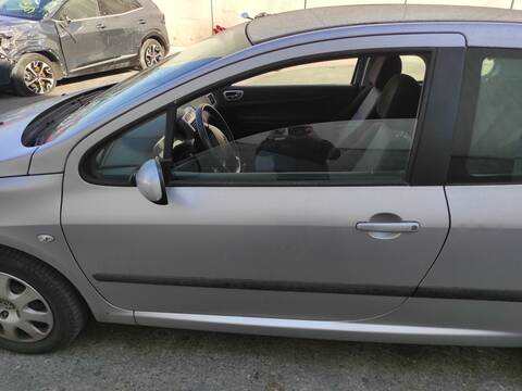 Puerta Delantera Izquierda Peugeot 307 9HX BERLINA
