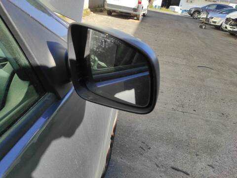 Retrovisor Derecho Dacia Sandero K9K626