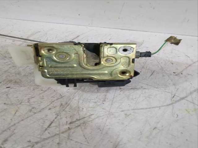Foto 3ª: Cerradura Puerta Delantera Izquierda Renault Megane 1.6 16V LA00 LA04 LA0B LA11 LA16 LA19 LA1J LA1K ... 107CV [K4M 700 K4M 701 K4M 706 K4M 708 K4M 709] (1996)