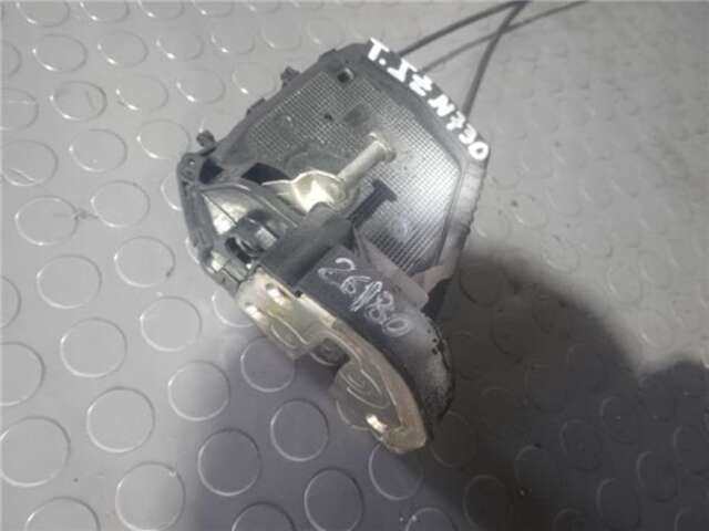 Foto 2ª: Cerradura Puerta Trasera Izquierda Toyota Prius HÍBRIDO BASIS [HÍBRIDO 57 KW ( 1.5 LTR. - 57 CAT)] [1NZ-FXE]