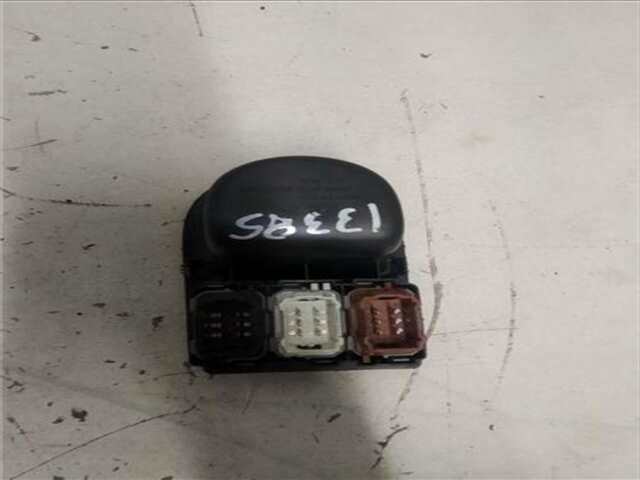 Foto 2ª: Mando Multifuncion Nissan Qashqai 2.0 TEKNA [2.0 LTR. - 104 KW 16V CAT]