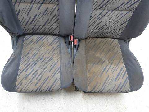 Foto 3ª: Juego Asientos Completos Toyota Land Cruiser TD VX 5-PTAS.) KZJ95) (1996)