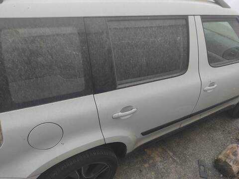 Puerta Trasera Derecha Skoda Yeti CYVB