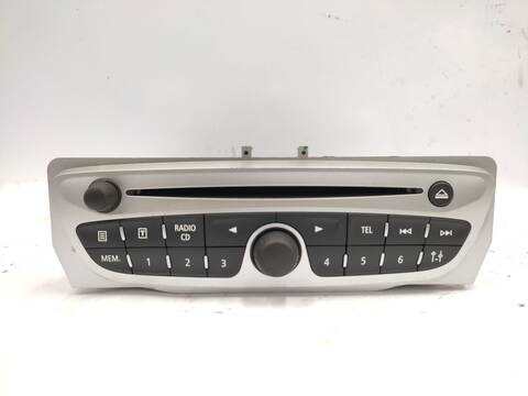 Sistema Audio Radio CD Renault Megane 1.6 16V BZ1B BZ1H) HATCHBACK 110CV 81KW III HATCHBACK BZ0/1_ B3_)