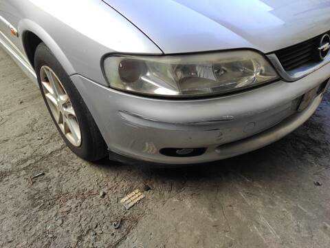Foto 2ª: Paragolpes Delantero Opel Vectra X16XEL BERLINA (2000)