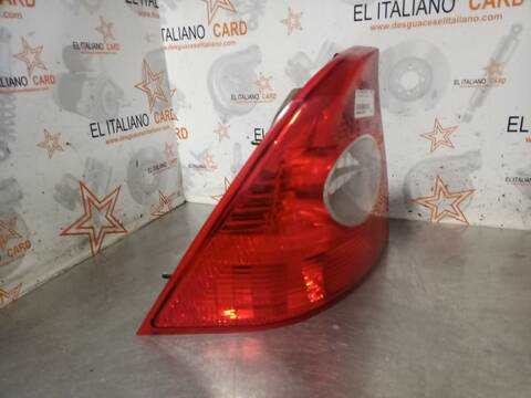 Foto 2ª: Piloto Trasero Izquierdo Ford Focus TITANIUM 109CV 80KW [G8DB] (2009)