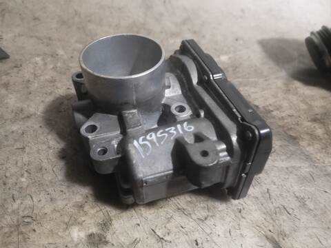 Caja Mariposa Dacia Sandero D4F732