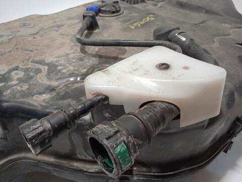 Foto 4ª: Deposito AdBlue Audi Q3 ATTRACTION QUATTRO 150CV 110KW [DFTA] (2016)