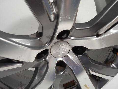 Foto 4ª: LLanta Chapa Peugeot 2008 1.2 12V E-THP 130CV 96KW [HNY] (2017)