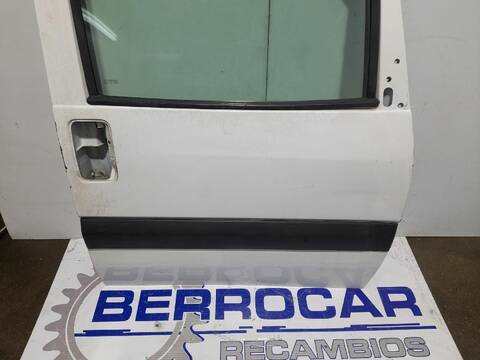 Foto 2ª: Puerta Delantera Derecha Citroen Jumpy 1.9 DIESEL 69CV [D/ WJY] (2003)