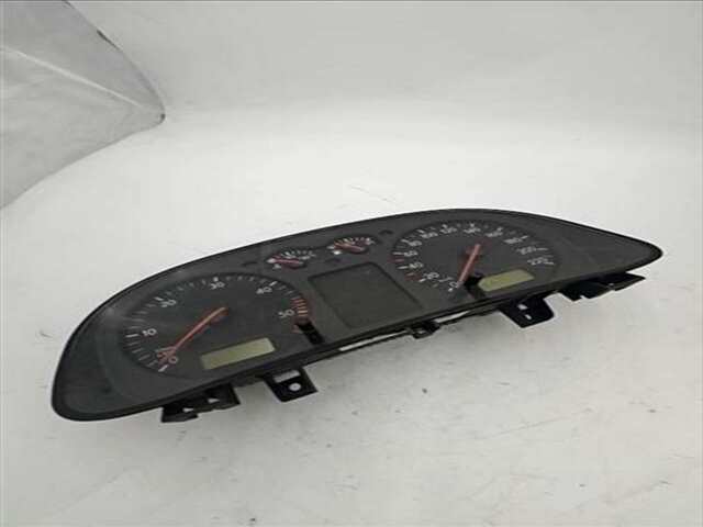 Cuadro de Instrumentos Volkswagen Golf 1.9 HIGHLINE [1.9 LTR. - 81 KW TDI]