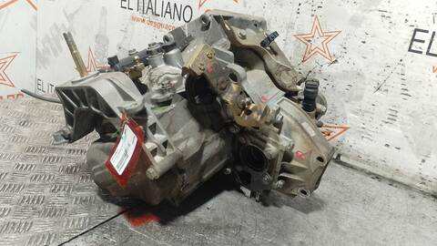 Foto 4ª: Caja Cambios Fiat Punto 1.2 8V DYNAMIC BERLINA 60CV 44KW [188A4000] (2002)