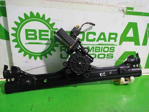 Foto 3ª: Elevalunas Eléctrico Delantero Izquierdo Fiat 500 LOUNGE 95CV [199B1000] (2009)