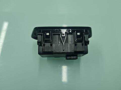 Foto 2ª: Centralita Motor ECU Volkswagen Golf LIFE 115CV 85KW [DTR] (2022)