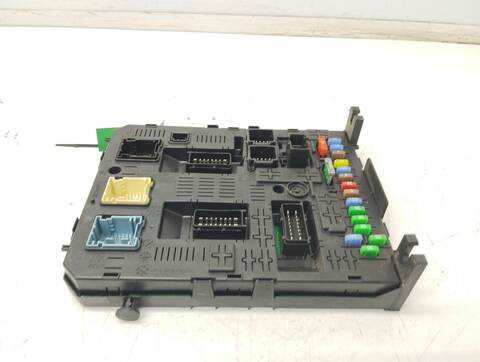 Caja Reles Fusibles Peugeot 308 ACCESS 92CV 68KW