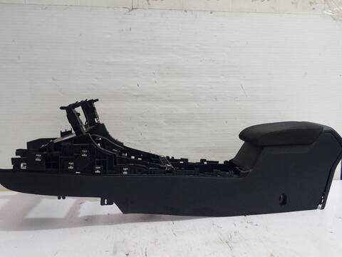 Consola Central Volkswagen Golf COMFORTLINE BLUEMOTION AUT. 150CV