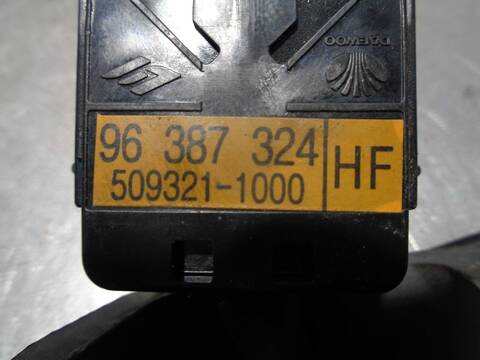 Foto 4ª: Mando Multifuncion Chevrolet Nubira 1.6 CAT BERLINA 109CV 80KW [F16D3] (2005)