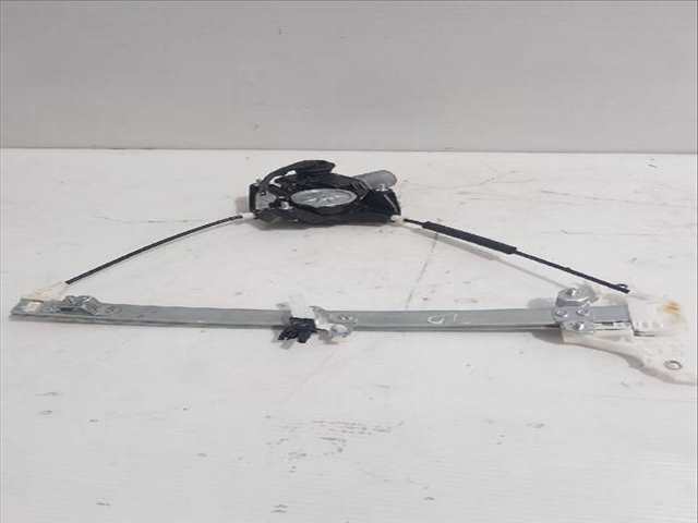 Elevalunas Manual Trasero Derecho Toyota Yaris 1.5 HYBRID MXPH11) 92CV