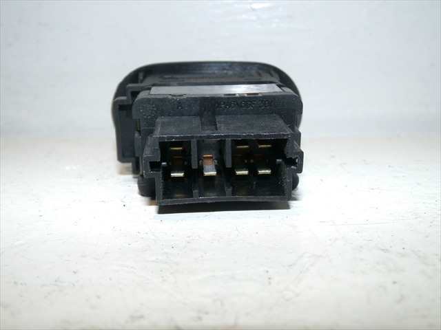 Foto 4ª: Botonera Elevalunas Citroen C3 1.1 G 2002-2010 [HFX] (2006)