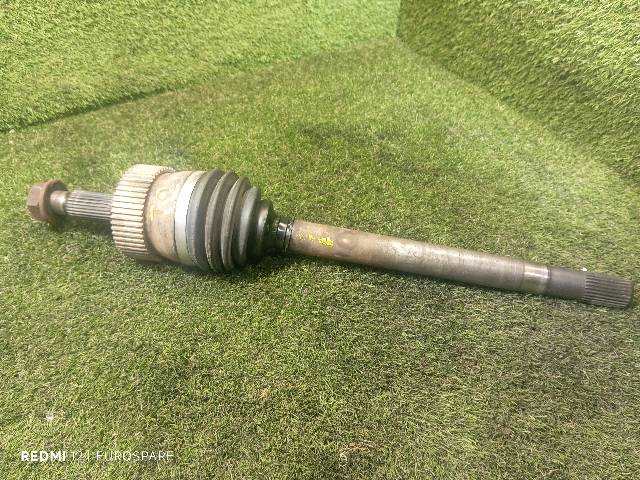 Transmision Delantera Izquierda Jeep Grand Cherokee 4.0 G ZJ LAREDO 5P. Automatico