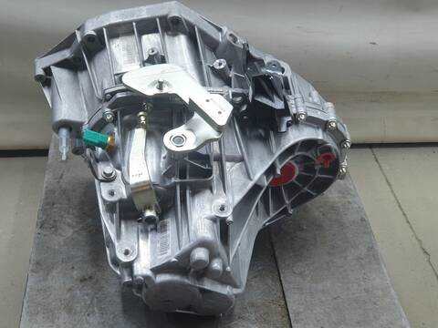 Foto 2ª: Caja Cambios Dacia Duster 113CV 83KW (2010)