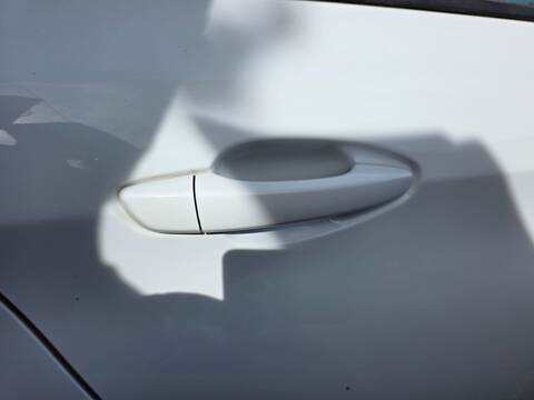 Maneta Exterior Trasera Derecha Peugeot 308 TECH EDITION 131CV 96KW