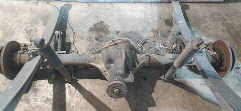 Foto 3ª: Puente Trasero Ford Transit FT 350 HD) CABINA SIMPLE MEDIA 155CV 114KW CAJA ABIERTA [CVRB] (2012)