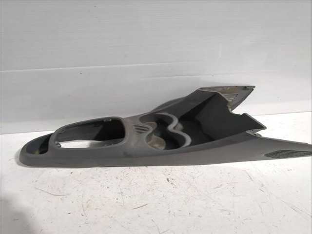 Foto 2ª: Consola Central Peugeot 107 1.4 HDI 54CV [8HT (DV4TD)] (2005)