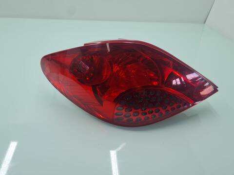 Piloto Trasero Izquierdo Peugeot 207 CONFORT 68CV 50KW