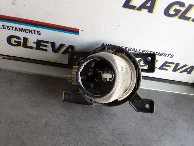 Foto 2ª: Faro Antiniebla Delantero Derecho Opel Combo 1.3 JTD 95CV 0CV [330A1000] (2018)