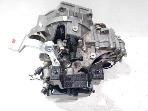 Foto 2ª: Caja Cambios Volkswagen Polo ADVANCE BLUEMOTION 90CV [CUSB] (2014)