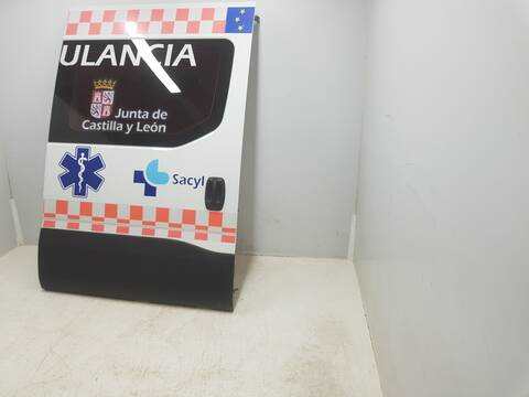 Foto 2ª: Puerta Lateral Corredera Derecha Iveco Daily FG H2 33 S V BATALLA 3520 L 50KW (2016)