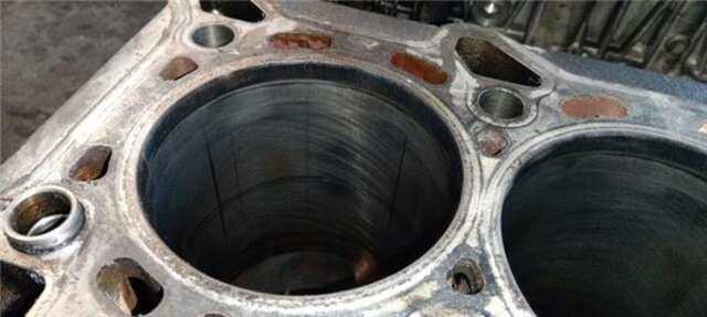 Foto 3ª: Bloque Motor Chrysler Grand Voyager 2.8 LIMITED [2.8 LTR. - 120 KW CRD CAT]