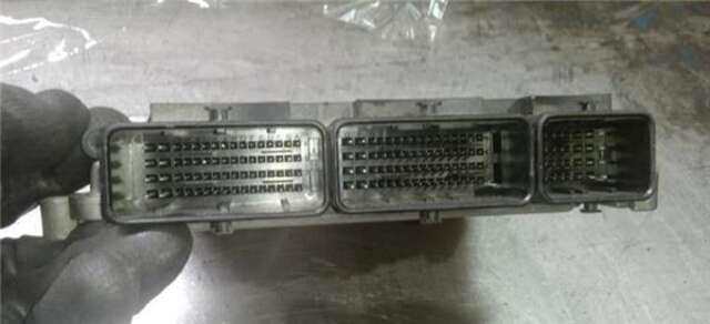 Foto 3ª: Centralita Motor ECU Renault Clio 1.5 AUTHENTIQUE [1.5 LTR. - 55 KW DCI DIESEL FAP] [K9KB608]