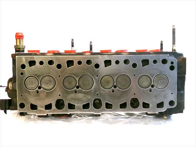 Foto 4ª: Culata Ford Focus 1.8 TDDI SEDAN, 1998-2004 [C9DB] (2001)