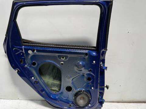 Foto 3ª: Puerta Trasera Izquierda Seat Ibiza ERENCE 95CV [DLAC] (2017)