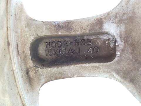 Foto 3ª: LLanta Chapa Nissan Leaf 109CV 80KW [EM61] (2012)