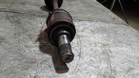 Foto 3ª: Transmision Delantera Izquierda Mercedes Clase ML 320 3.0 CDI W164) 224CV 165KW 164.122) [OM642940] (2005)