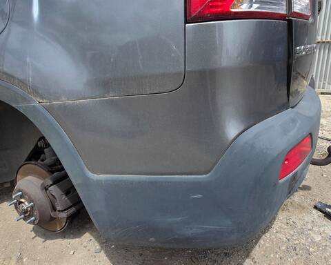 Foto 3ª: Paragolpes Trasero Kia Sorento D4HB (2011)