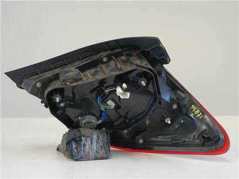 Foto 2ª: Piloto Trasero Izquierdo Toyota Yaris 1.5 NCP93) 109CV 80KW [1NZ-FE] (2014)