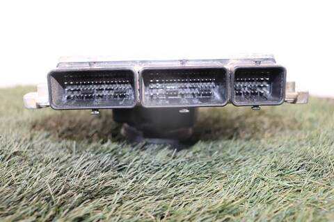 Foto 2ª: Centralita Motor ECU Dacia Sandero H4B408 (2016)