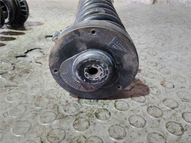 Foto 3ª: Amortiguador Delantero Izquierdo Mercedes Clase C 160 2.1 C 220 D (205.304) [2.1 LTR. - 125 KW CDI CAT] [651.921]